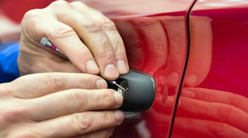 Thợ khóa Đà Nẵng nhận dịch vụ cứu hộ mở khóa xe ô tô Thợ khóa Đà Nẵng nhận dịch vụ cứu hộ mở khóa xe ô tô